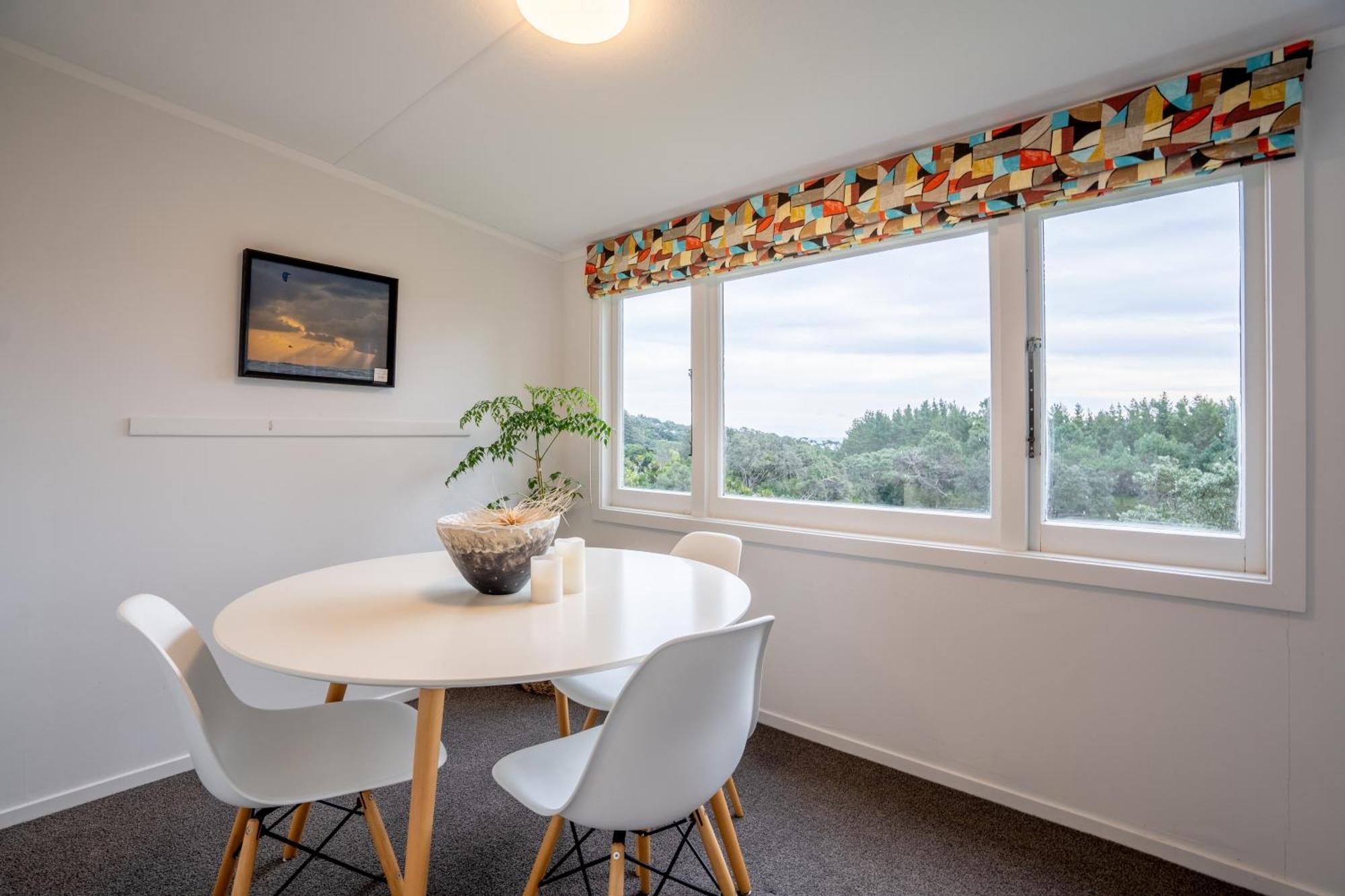 Muriwai Lodge Exterior photo